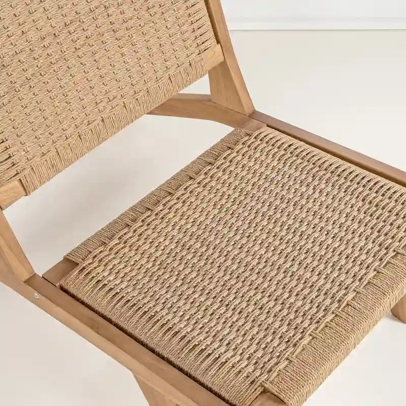 Chaise longue sans accoudoirs en bois et algues tissées, style médiéval-moderne, couleur naturelle